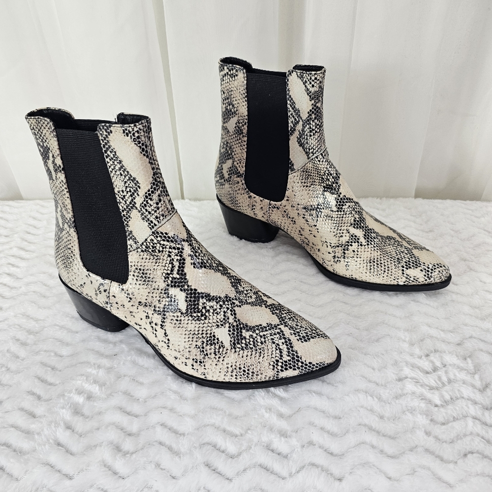 Vagabond Shoemakers Snake Print Leather Chelsea Ankle Boots Pointed Toe Size 36